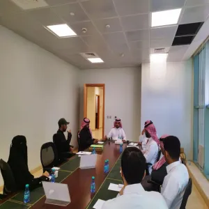 The Deanship of Student Affairs holds a meeting with secretaries and heads of student clubs