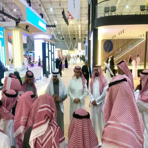 A delegation of Applied College visits Restatex Real Estate Exhibition in Riyadh
