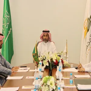 Vice-Rector for graduate studies and scientific research meets the college's deans