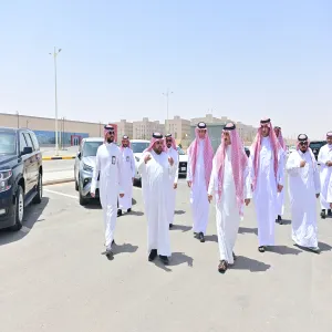 MU RECTOR ON A TOUR OF INSPECTION TO THE GENERAL ADMINISTRATION OF SERVICES