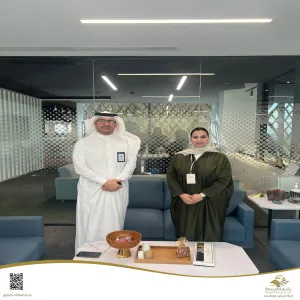 The dean of Nursing College meets the director of Nursing Affairs at the Ministry of Health