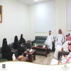 عميد الكلية تستقبل وكيل الجامعة للشؤون التعليمية