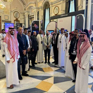 The Applied College students attend the World Artificial Intelligence Summit