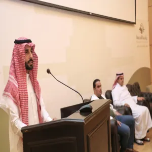 Applied College holds a meeting for new students in Zufli branch