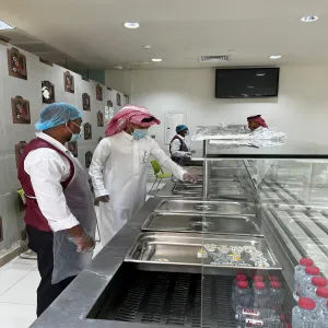 الصحة المهنية والبيئة تُنفذ جولات ميدانية لمطاعم و بوفيهات الجامعة