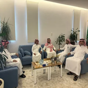 مركز الوثائق والمحفوظات يزور جامعة القصيم