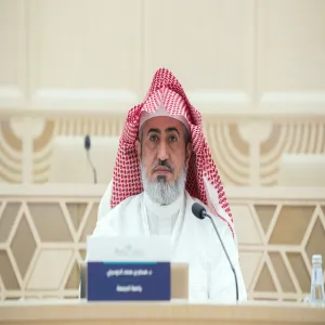 The General Administration of Housing receives thanks from the vice-rector, Prof. Al-Dosari