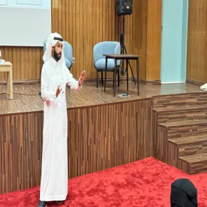 نادي الفنون يقيم ورشة عمل "الكتابة الكاشفة عن الذات"