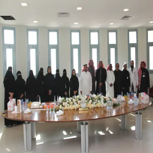 عميد ومنسوبي كلية التمريض يهنئون الدكتور جازي العتيبي