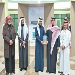 The Deanship of the College of Dentistry honors the General Administration of Projects, Operation and Maintenance
