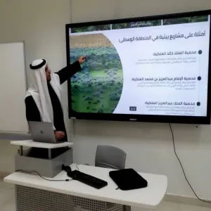 نادي التنمية المستدامة ينظم دورة تدريبية بعنوان: دور الطالب الجامعي في حماية البيئة