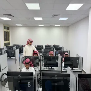 جولة تفقدية في كلية الشريعة والقانون للاطلاع على سير العمل في الاختبارات النهائية