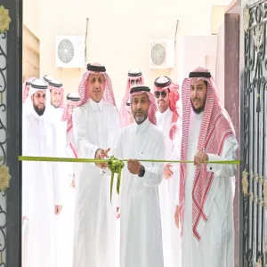 THE VICE-RECTOR LAUNCHES THE DOCUMENT DESTRUCTION FACILITY UNDER THE ARCHIVES AND RECORDS FACILITY