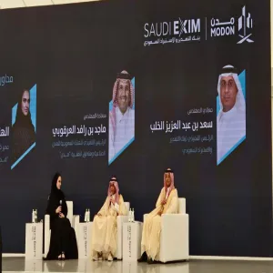 Assistant CEO of the College attends the Industry and Export Forum in Sudair City for Industry and Business