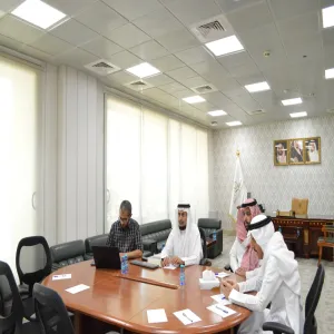 وكيل الجامعة للشؤون التعليمية يترأس الاجتماع الخامس عشر للجنة الدائمة للخطط والمناهج الدراسية