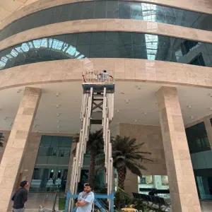 The Administration carries out a series of internal works during the vacation