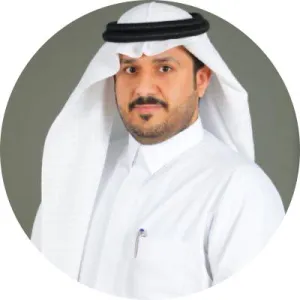 الرئيس التنفيذي للكلية التطبيقية يشكر الخدمات