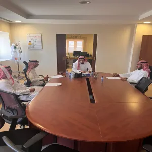 The Administration holds a Meeting with the International Students Office