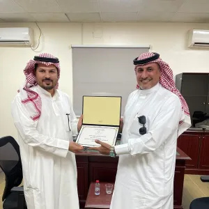 الإدارة العامة للإسكان تكرّم عدداً من منسوبيها تقديراً لجهودهم المميزة