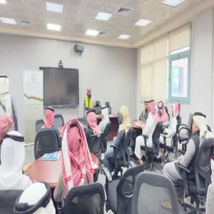 الإدارة العامة للخدمات تنظم ورش عمل تفاعلية لتعزيز السلامة المرورية بين طلاب الجامعة