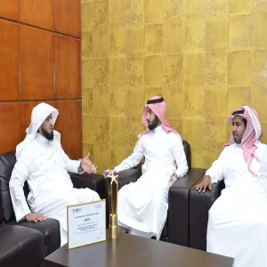 The Vice-Rector and Supervisor of the Deanship of E-Learning and Distance Learning Meets Fellow Lecturer Mr. Thamer Bin Ali Al-Degeshi