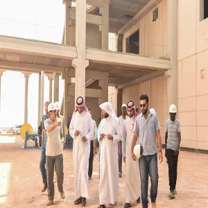 وكيل الجامعة يتفقد مشروع المباني العاجلة للطالبات والمباني المساندة بالمدينة الجامعية
