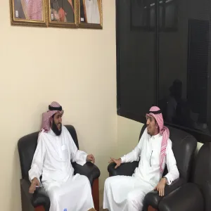 مدير عام الإدارة العامة للأمن الجامعي في الجامعة يزور الإدارة القانونية