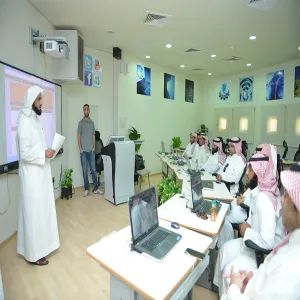 The Vice Rector and the Dean of E-learning and Distance Learning Supervises the Deanship Staff Training