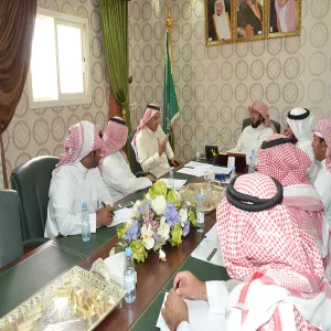 The Committee of Furnishing and Equipping Urgent Buildings Holds Its First Meeting