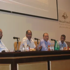 Head of Computer Science Department in Faculty of Sciences Meets with the Department Students