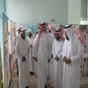 Faculty of Sciences in Al zulfi Holds a Symposium on "Drugs and Their Effects on Individuals and Society" with an Accompanying Exhibition