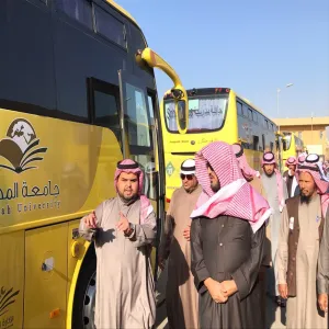 وكيل الجامعة يتفقد عدد من مواقع النقل الجامعي