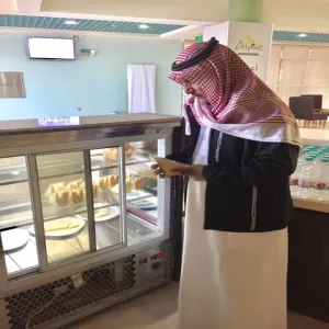 فريق صحة البيئة يكثف جولاته الدورية على مطاعم الجامعة