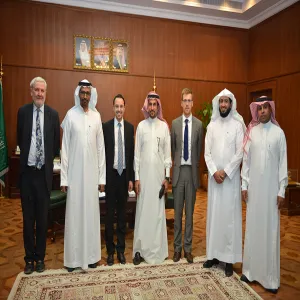HE the Rector Receives in his office the Experts of Creating Electronic Tests from Pearson Vue Company