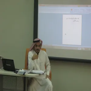 Head of Mathematics Department in Faculty of Sciences meets the Department Students