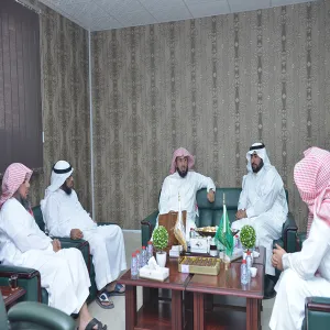 The University Vice President Pays a Visit to Faculty of Sciences and Humanities in Remah and Receives the Faculty Annual Report