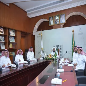 HE The Vice Rector Discusses the Virtual Community Project of the University "Secondlife"