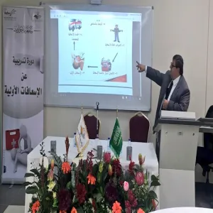 Medical Services Conducts a First Aid Course at The College of Science and Humanities