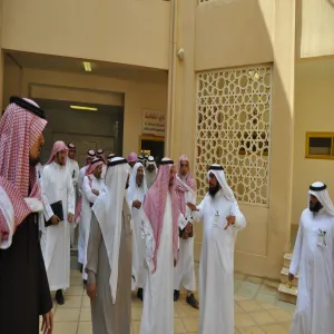 مدير جامعة المجمعة يتفقد كلية التربية بالزلفي ويوصي بسرعة إعادة تأهيلها وتطويرها
