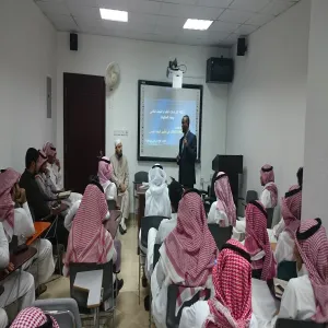 Library Unit Conducts a Lecture on Developing Reading Skill