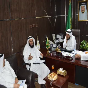 The University vice Presidency Team Headed by His Excellency the University vice President for Educational Affairs Makes a visit to Faculty of Sciences and Humanities in Hootat Sadeer