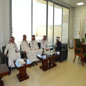 وكيل الجامعة للشؤون التعليمية يطلع على تقرير المؤاءمة مع رؤية المملكة 2030 ويشيد بمستوى التوافق