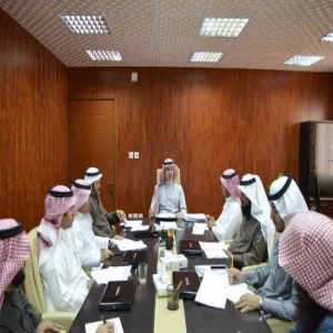 اللجنة الدائمة للابتعاث والتدريب تعقد اجتماعها التاسع برئاسة سعادة وكيل الجامعة للدراسات العليا والبحث العلمي