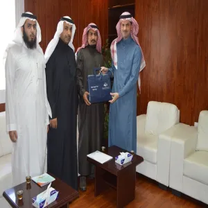 SCHOLARSHIP UNIT AT THE COLLEGE OF EDUCATION SUBMITS ITS WORK TO THE VICE-RECTOR FOR POSTGRADUATE STUDIES &amp; SCIENTIFIC RESEARCH