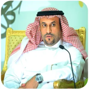 الإدارة العامة للأمن الجامعي تهنئ معالي مدير الجامعة
