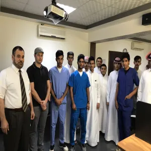مركز التوجيه والإرشاد الطلابي يرشد طلاب السنة التحضيرية الى أساليب التكيف مع حياة الدراسة الجامعية