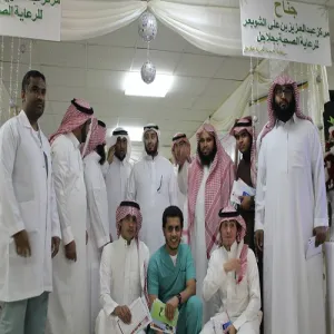 Deanship of Student Affairs Makes a Visit with University Students to Patients in Hospitals
