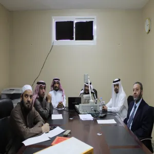 In cooperation with the College of Education, Deanship of Scientific Research, in Majmaah, has established a meeting entitled "How to encourage research in the field of humanities and how to support the researcher "