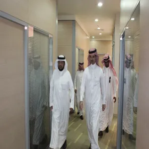 THE UNIVERSITY DEPUTY FOR POST-GRADUATE STUIDES AND ACADEMIC RESEARCH PAYS A VISIT TO THE DEANSHIP OF ACADEMIC RESEARCH
