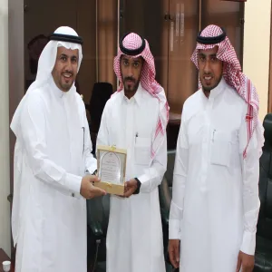 قسم القبول يحتفل بالإنتهاء من تحويل جميع تعاملاته إلى تعاملات الكترونية